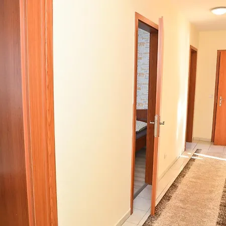 Happy Apartament *